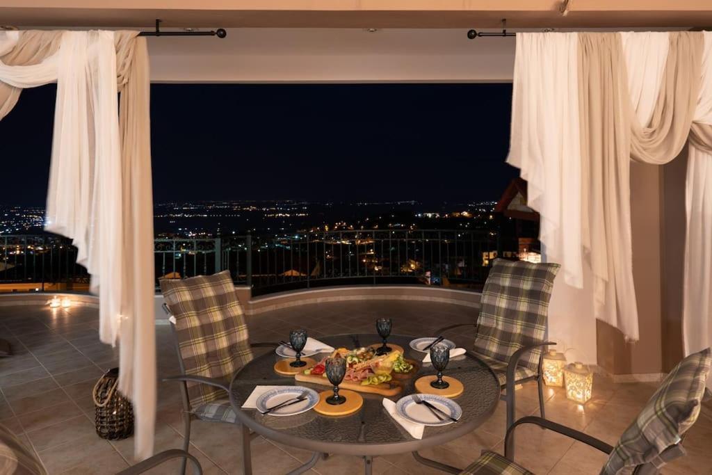 شقة Amazing View With Huge Balcony فيريا المظهر الخارجي الصورة